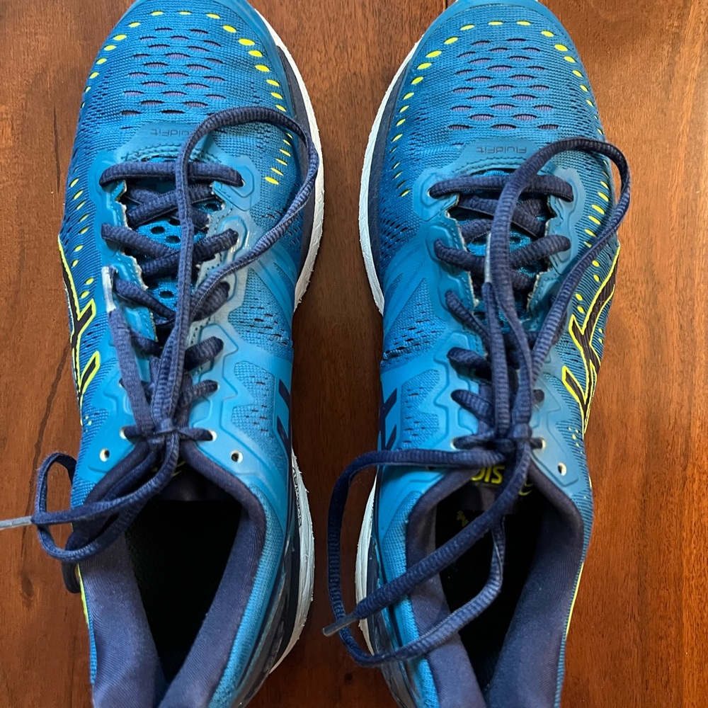 ASICS Gel Kayano 23